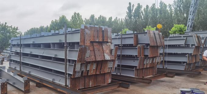 Fabrication préfabriquée d'aciers légers/lourds 16
