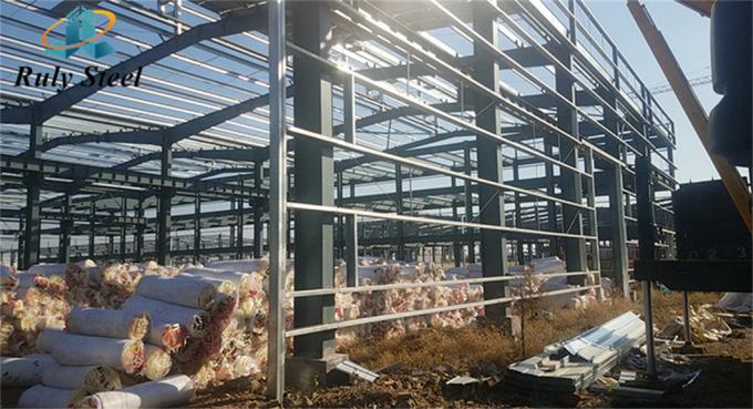 Fabrication de structures métalliques préfabriquées en acier pour entrepôts 1